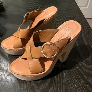 Women’s shoes